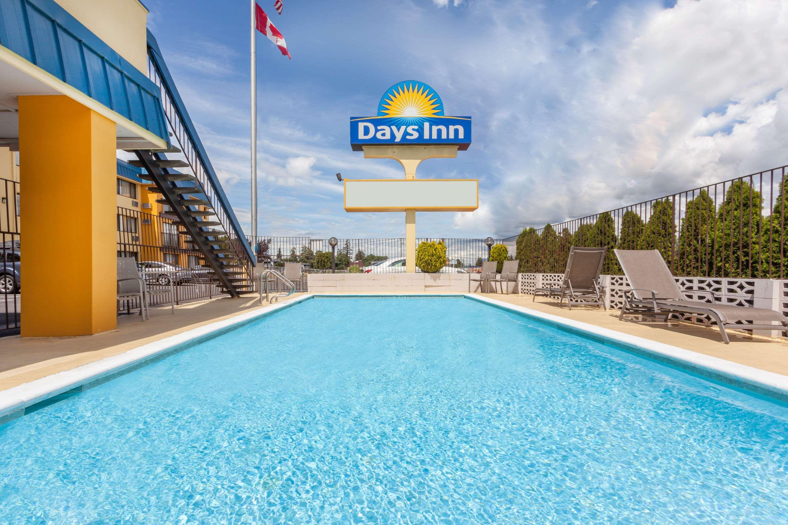 Days Inn By Wyndham Bellingham Wa Esterno foto