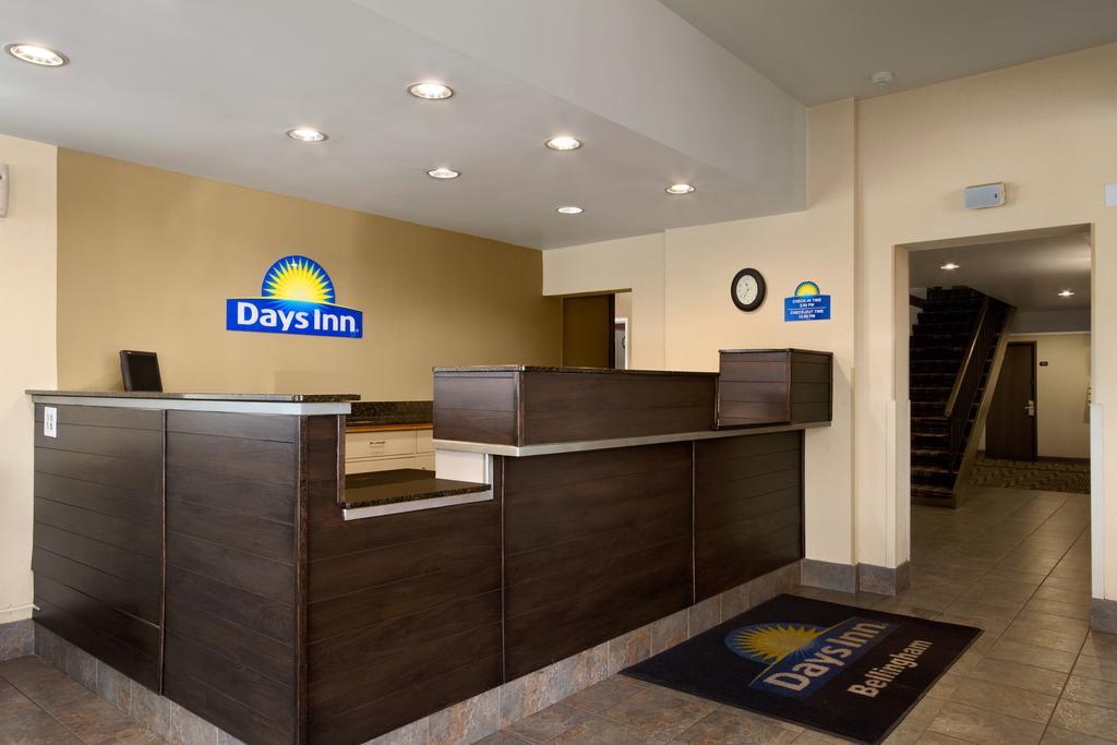 Days Inn By Wyndham Bellingham Wa Esterno foto